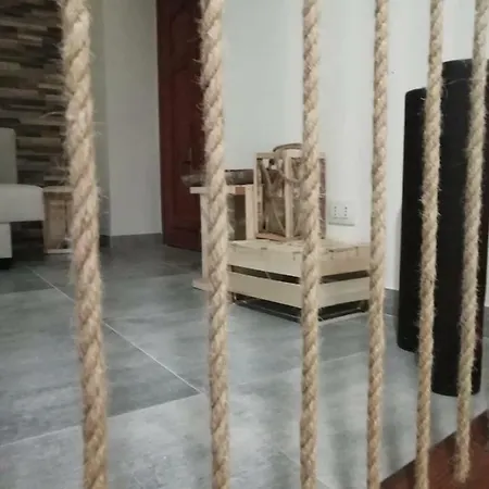 The Rope Apartment *